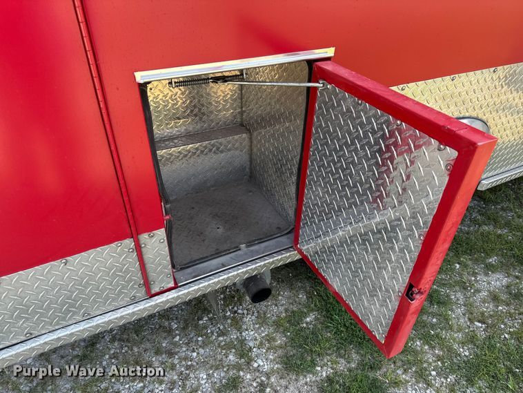 image for item OF9985 2006 Ford  E450 Super Duty ambulance