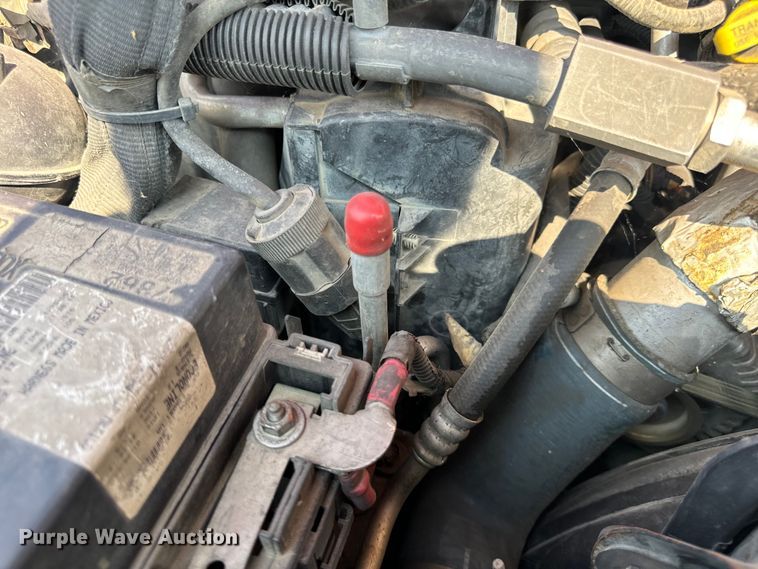 image for item OF9985 2006 Ford  E450 Super Duty ambulance