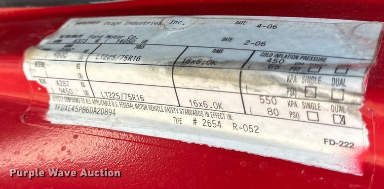 image for item OF9985 2006 Ford  E450 Super Duty ambulance