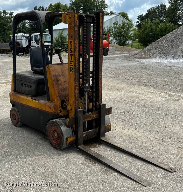 image for item OG9573 Hyster  forklift
