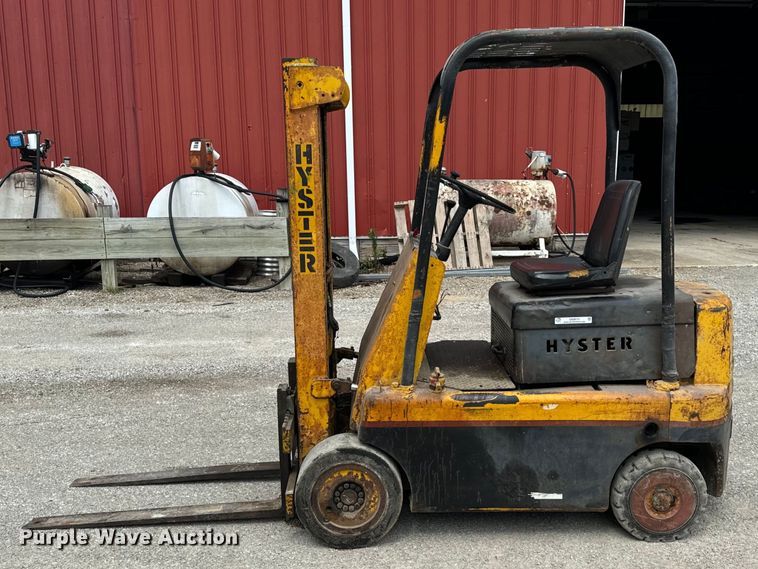 image for item OG9573 Hyster  forklift