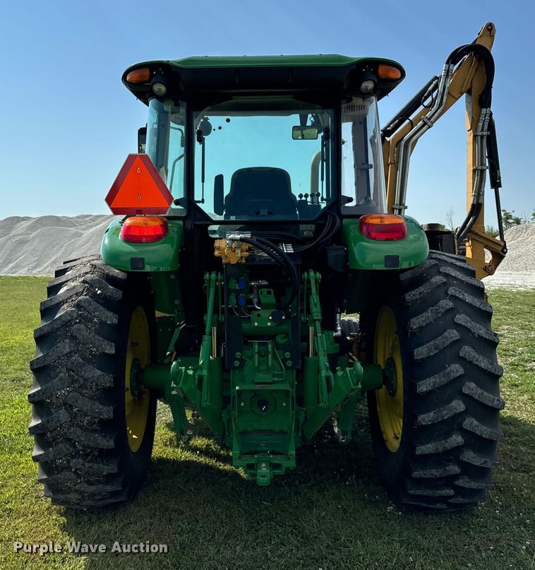 image for item OG9648 2014 John Deere  6105D tractor