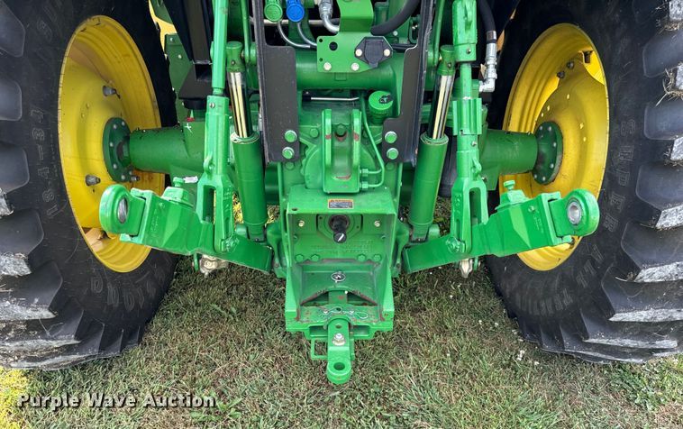 image for item OG9648 2014 John Deere  6105D tractor