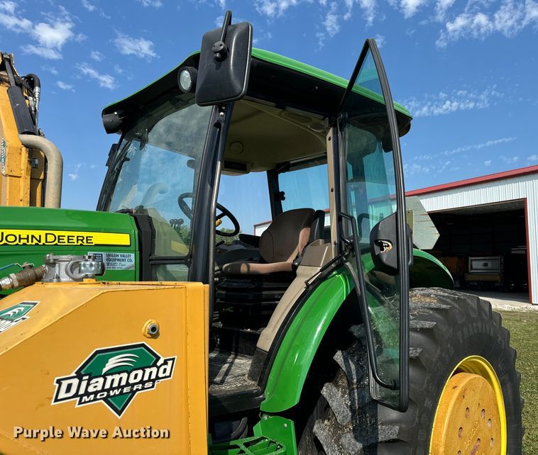 image for item OG9648 2014 John Deere  6105D tractor