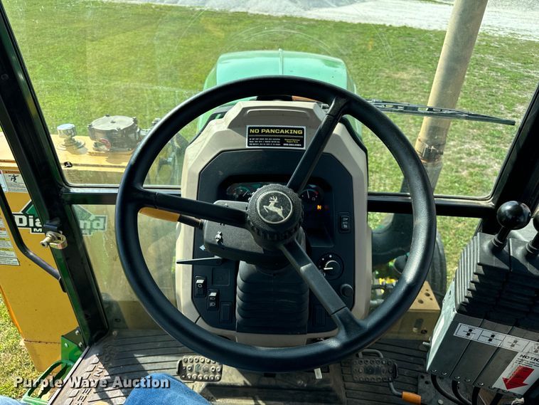 image for item OG9648 2014 John Deere  6105D tractor