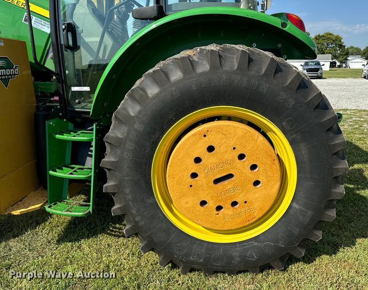 image for item OG9648 2014 John Deere  6105D tractor