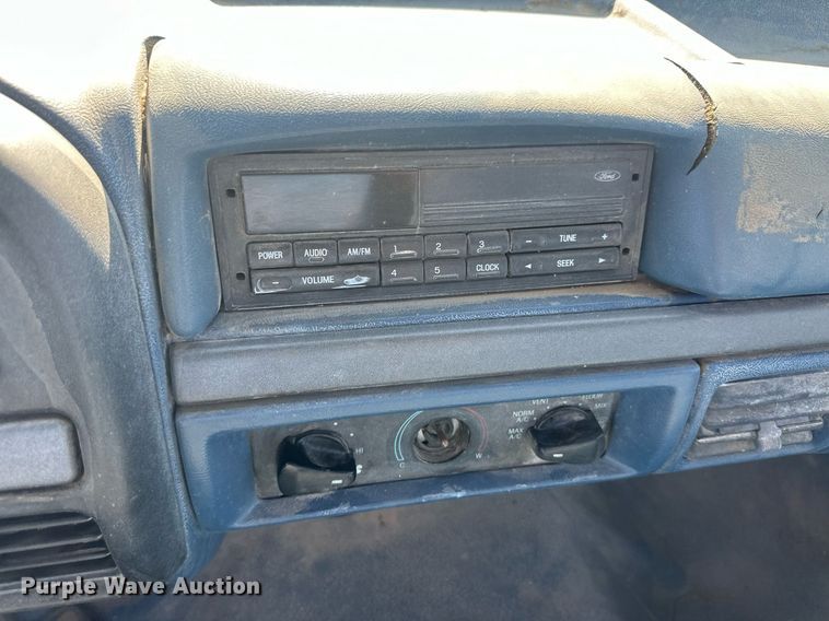 image for item OM9633 1994 Ford F150 