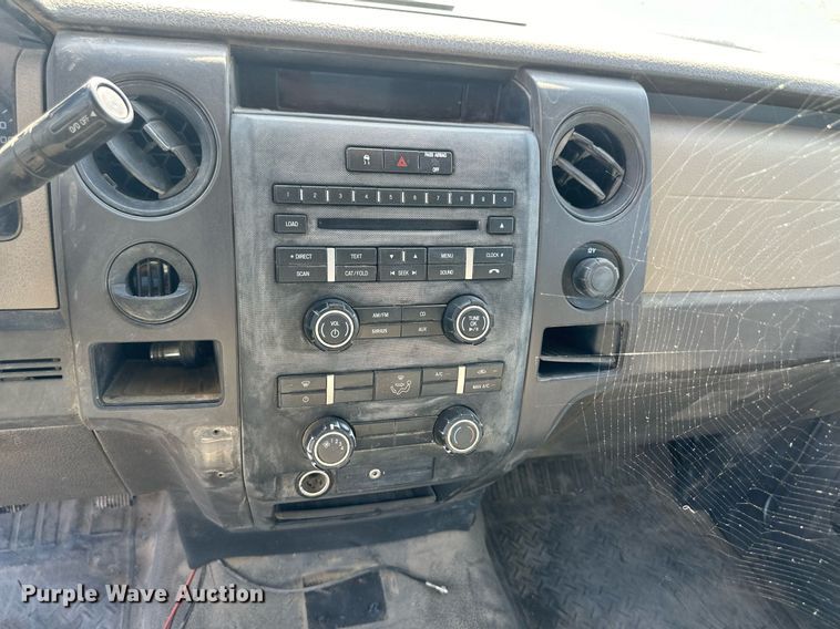 image for item OM9634 2010 Ford F150 pickup truck