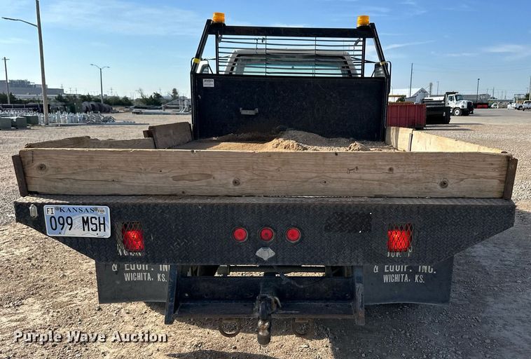 image for item OM9648 2000 GMC C6500 dump flatbed truck