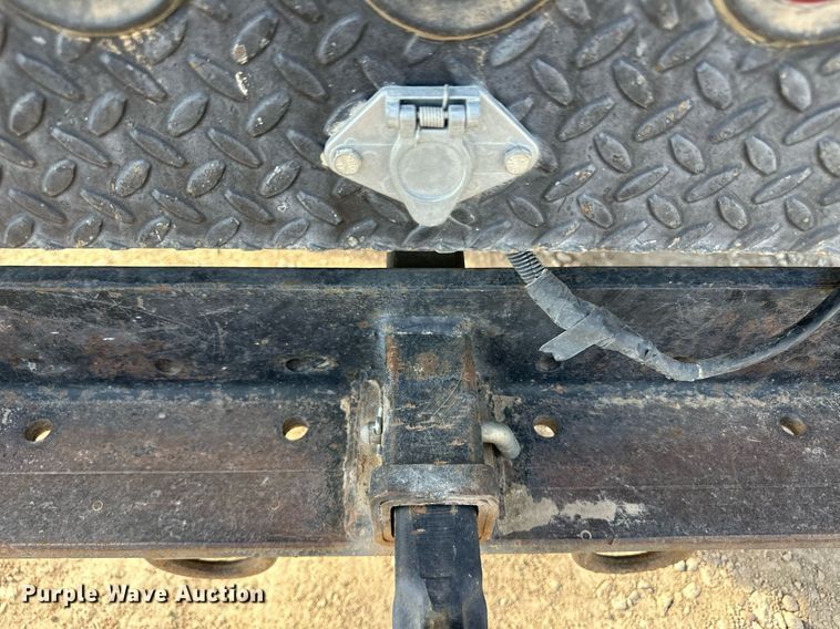 image for item OM9648 2000 GMC C6500 dump flatbed truck