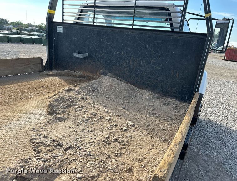 image for item OM9648 2000 GMC C6500 dump flatbed truck