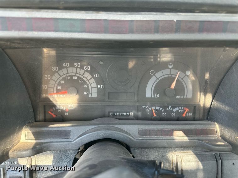 image for item OM9648 2000 GMC C6500 dump flatbed truck