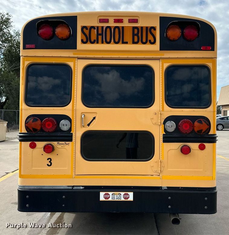 image for item OM9650 2006 Ford F450 Super Duty school bus