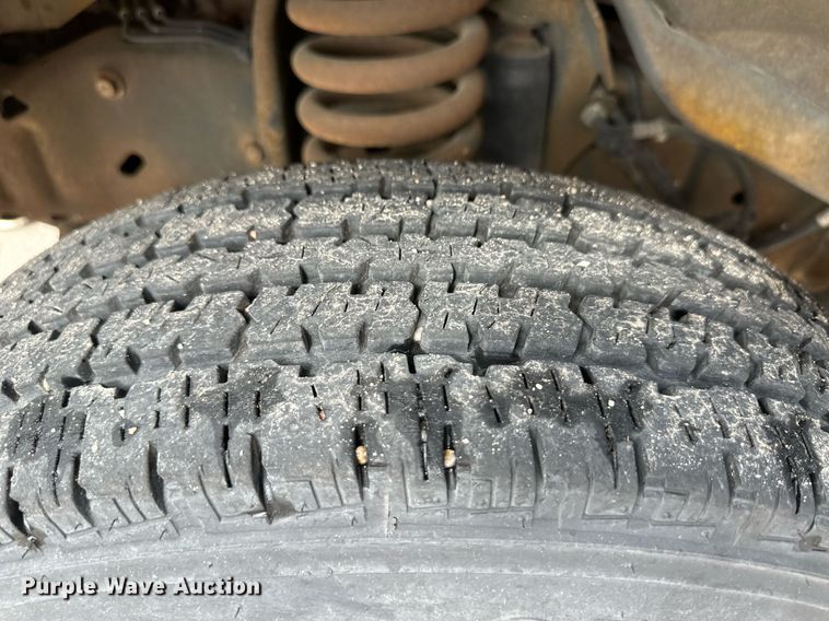 image for item OM9650 2006 Ford F450 Super Duty school bus