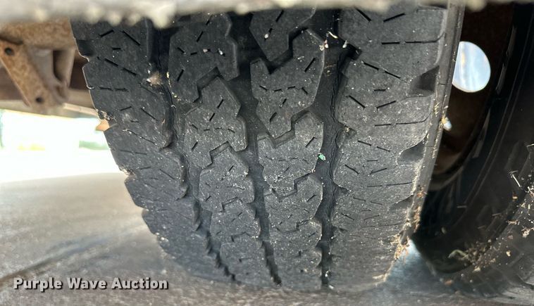 image for item OM9650 2006 Ford F450 Super Duty school bus