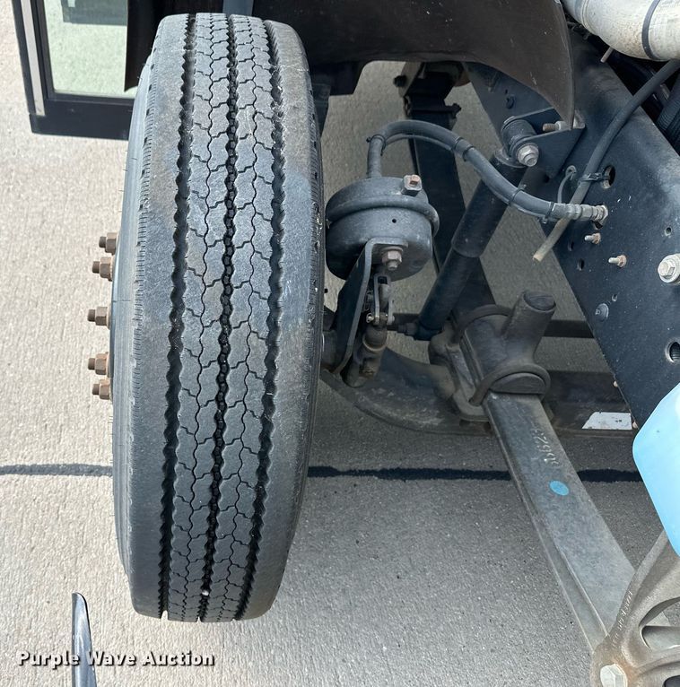 image for item OM9651 2014 Blue Bird Vision school bus