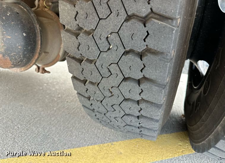 image for item OM9651 2014 Blue Bird Vision school bus