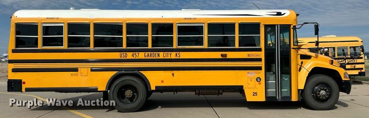 image for item OM9652 2016 Blue Bird Vision school bus