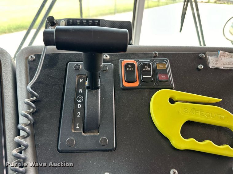 image for item OM9653 2012 Blue Bird All American school bus