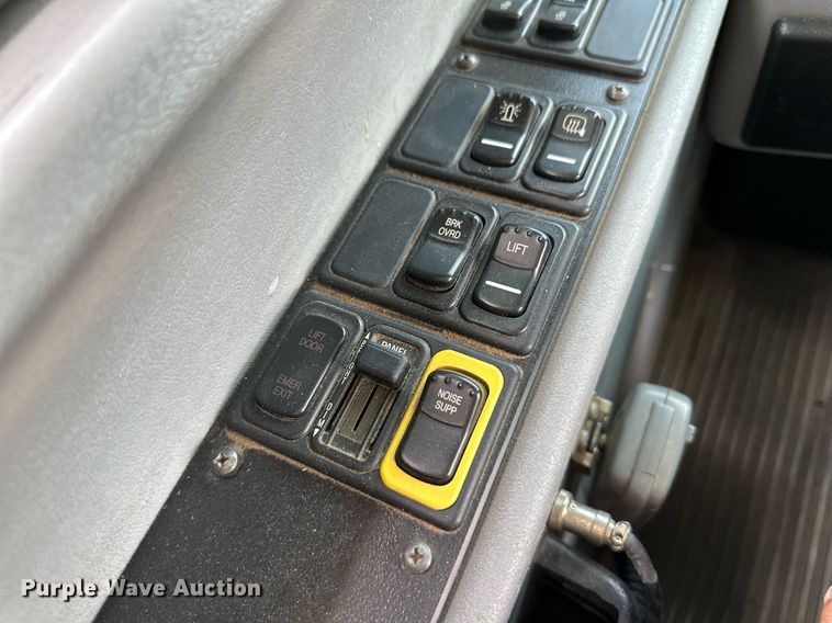 image for item OM9653 2012 Blue Bird All American school bus