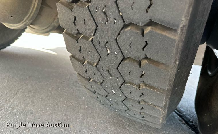 image for item OM9653 2012 Blue Bird All American school bus