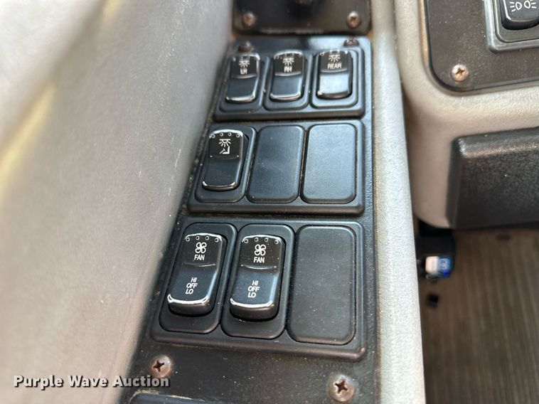 image for item OM9654 2008 Blue Bird All American school bus