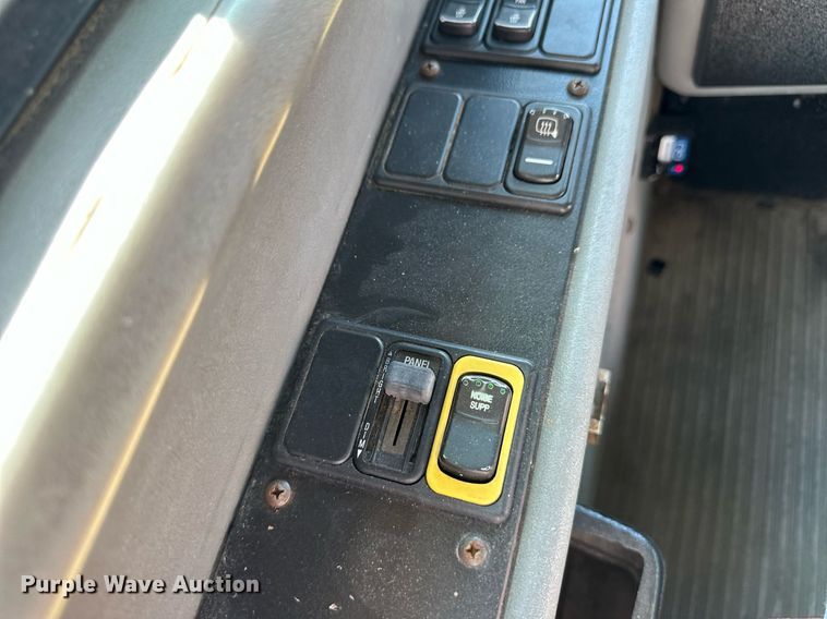 image for item OM9654 2008 Blue Bird All American school bus