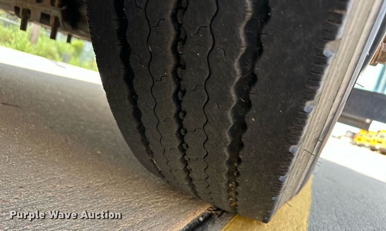 image for item OM9654 2008 Blue Bird All American school bus