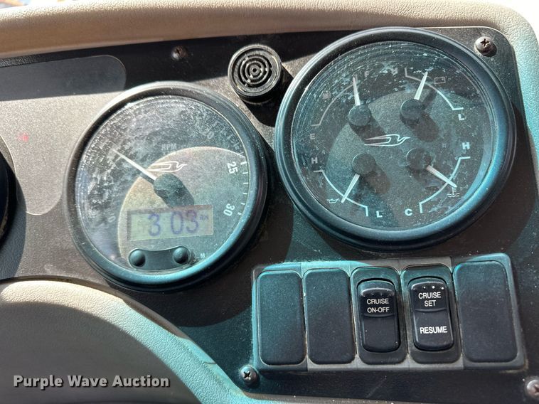 image for item OM9655 2008 Blue Bird All American school bus