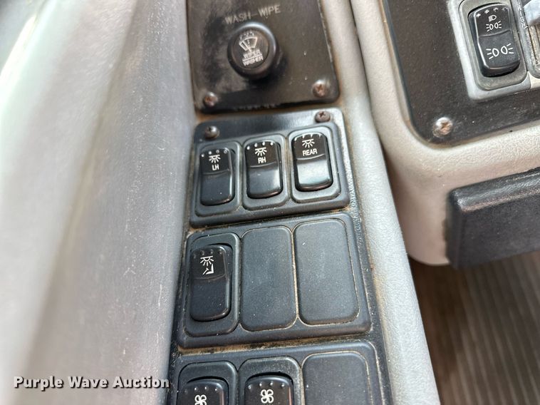 image for item OM9655 2008 Blue Bird All American school bus