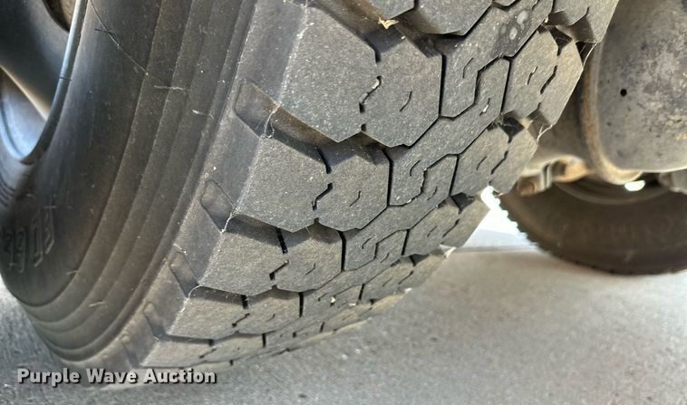 image for item OM9655 2008 Blue Bird All American school bus