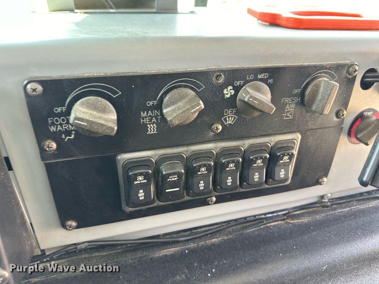 image for item OM9656 2006 Blue Bird All American school bus