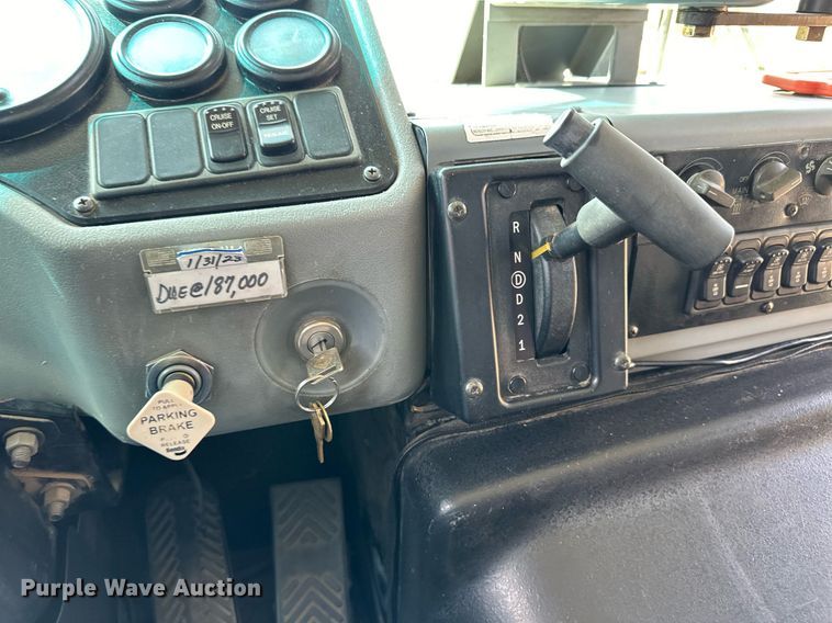 image for item OM9656 2006 Blue Bird All American school bus