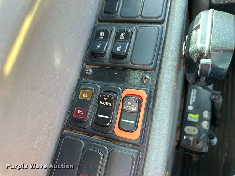 image for item OM9656 2006 Blue Bird All American school bus