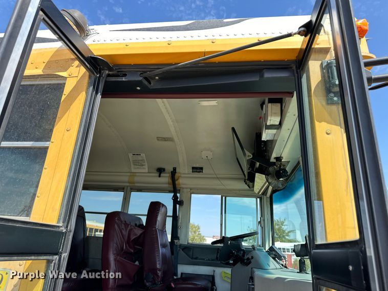 image for item OM9657 2004 Blue Bird All American school bus