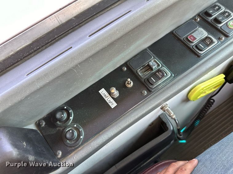 image for item OM9657 2004 Blue Bird All American school bus