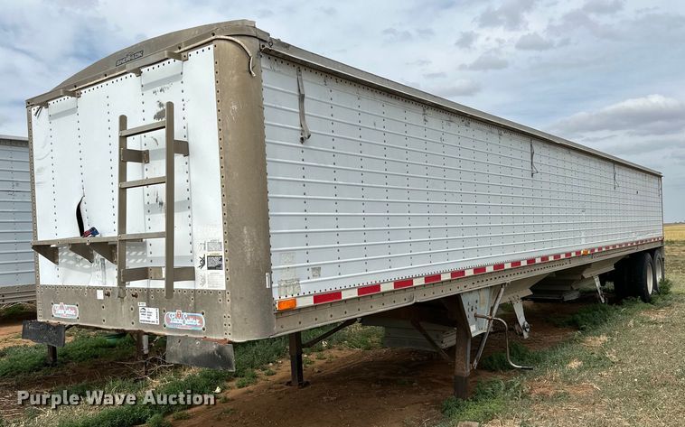 image for item DK6879 1994 Wilson DWH-200 grain trailer