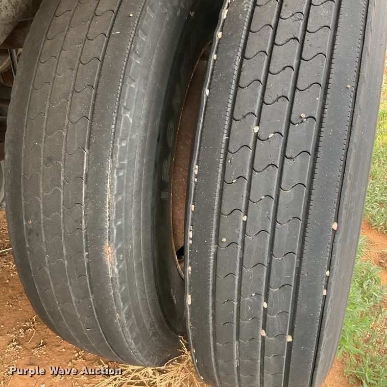 image for item DK6879 1994 Wilson DWH-200 grain trailer