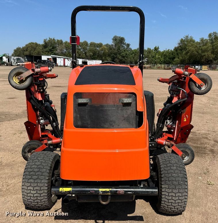 image for item DL0466 Jacobsen R-311T lawn mower