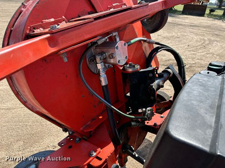 image for item DL0466 Jacobsen R-311T lawn mower