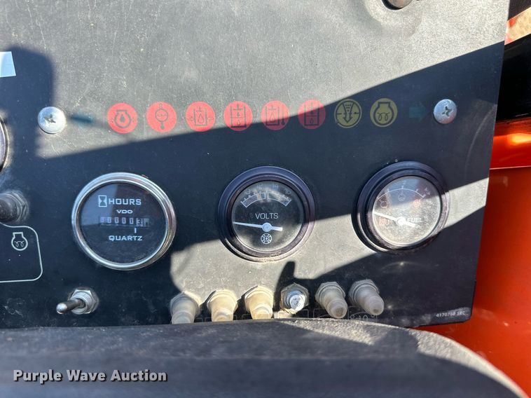 image for item DL0466 Jacobsen R-311T lawn mower