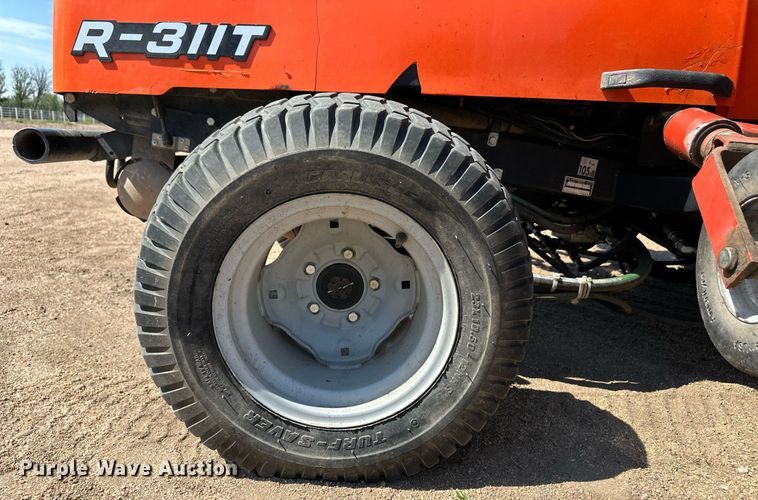 image for item DL0466 Jacobsen R-311T lawn mower