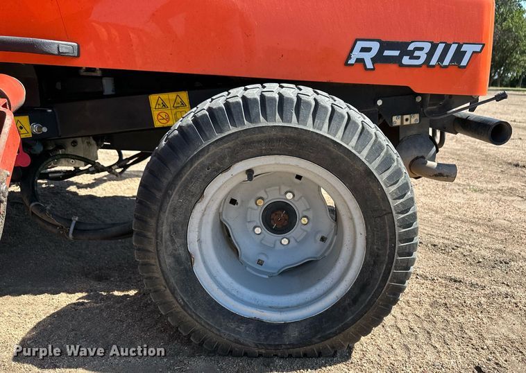 image for item DL0466 Jacobsen R-311T lawn mower