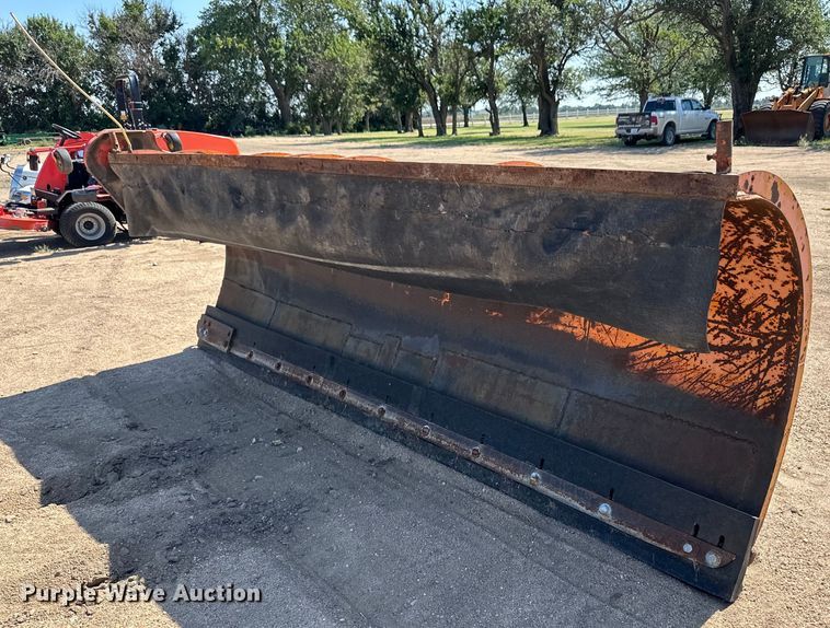 image for item DL0467 12' W Henke snow plow