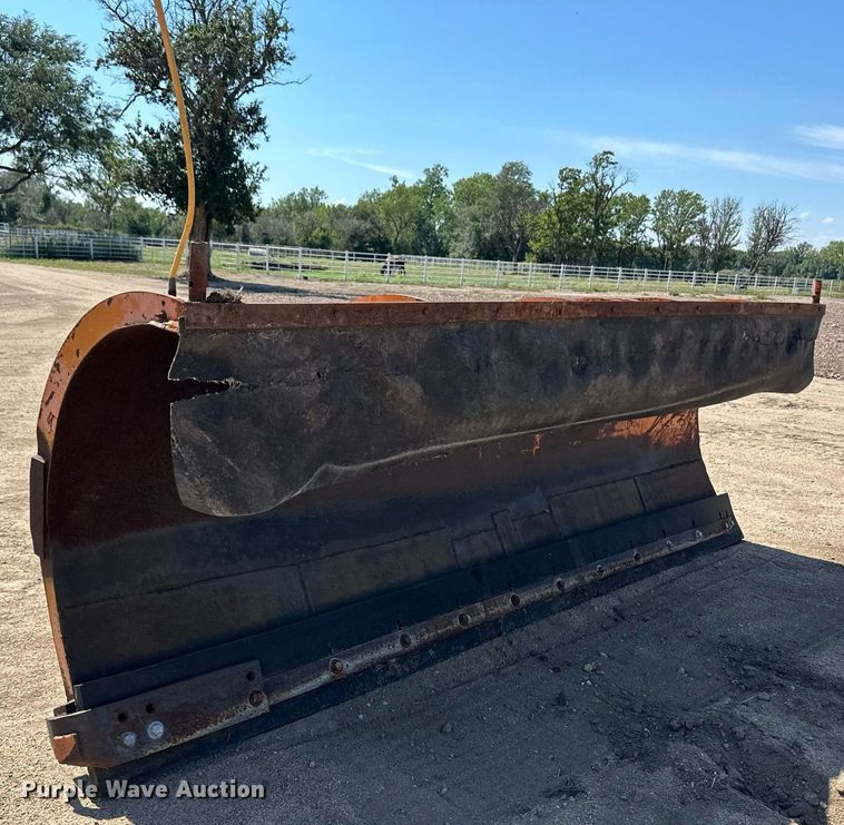 image for item DL0467 12' W Henke snow plow