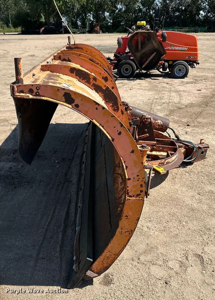 image for item DL0467 12' W Henke snow plow