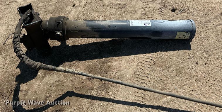 image for item DL0469 Hydraulic ram