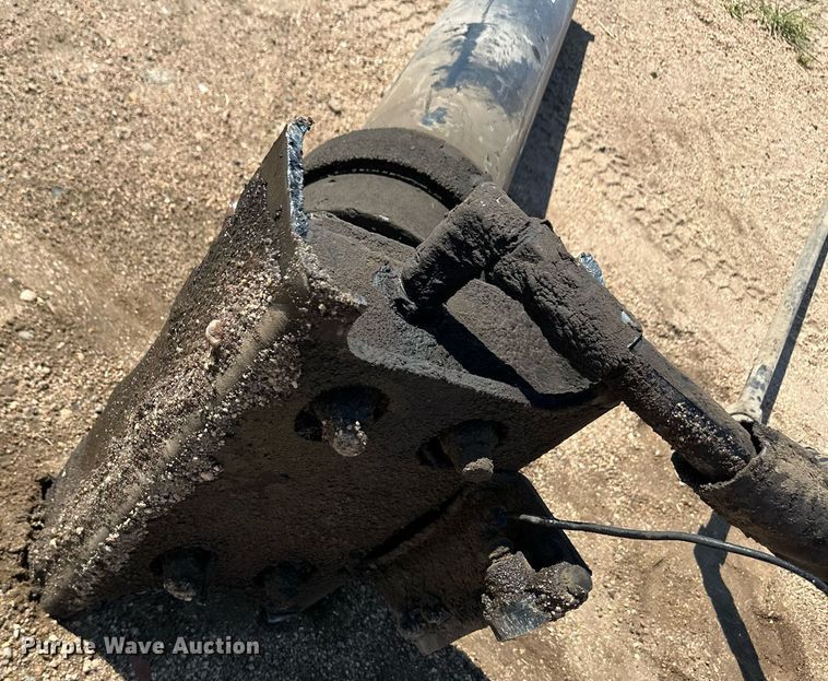 image for item DL0469 Hydraulic ram