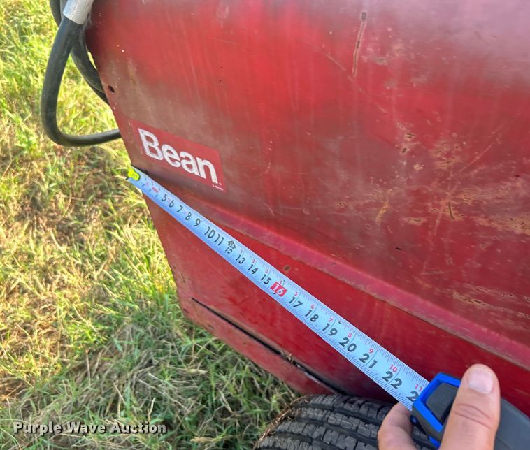 image for item DO6686 FMC sprayer trailer