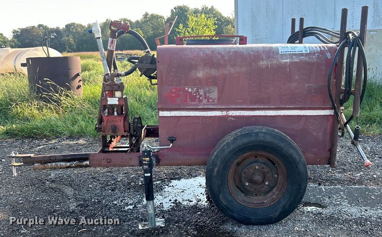 image for item DO6687 FMC sprayer trailer